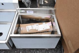 BRAND NEW SCRATCH AND DENT! Regency 600IB1824 18" x 24" Underbar Ice Bin - 77 lb.