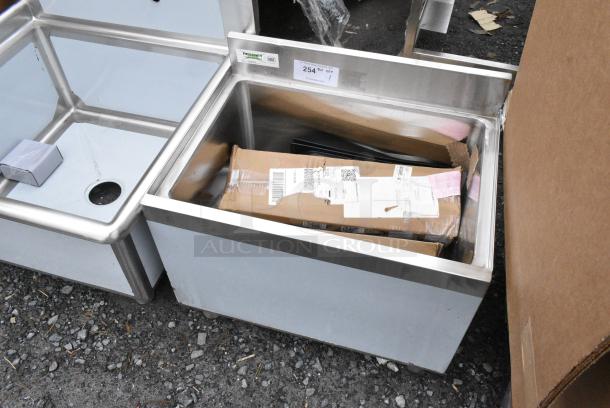 BRAND NEW SCRATCH AND DENT! Regency 600IB1824 18" x 24" Underbar Ice Bin - 77 lb. - Image 3 of 8