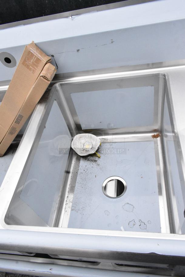 BRAND NEW SCRATCH AND DENT! Regency 600S31824224 16 Gauge Stainless Steel Three Compartment Commercial Sink with Galvanized Steel Legs and 2 Drainboards. - Image 4 of 8