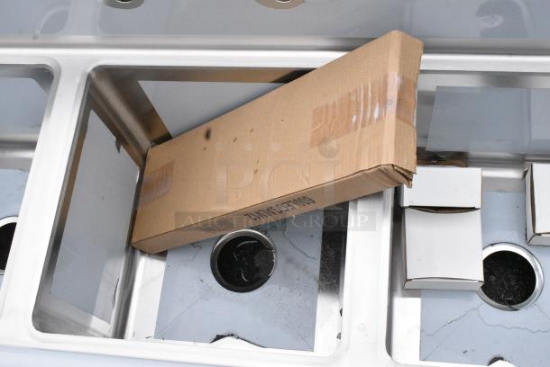 BRAND NEW SCRATCH AND DENT! Regency 600S31515215 Stainless Steel Three Compartment Commercial Sink with Galvanized Steel Legs and 2 Drainboards. - Image 5 of 8