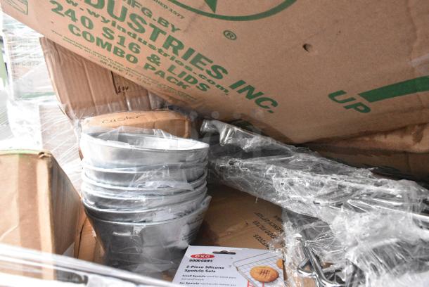 24 BRAND NEW SCRATCH AND DENT! Items Including 176IB200 Baker's Lane 12.6 Gallon / 200 Cup Shelf Ingredient Bin with Flip Lid, Label Sheet, and Scoop, Libbey 3282VCP37 Cidra 13 oz. Customizable Rocks / Double Old Fashioned Glass, 456302 Carlisle 2.9 oz. White SAN Plastic Creamer - 36/Case, 164TS1800 Lancaster Table & Seating 18" Cast Iron Table Base Spider. 24 Times Your Bid! May Be Missing Pieces. - Image 14 of 14