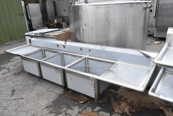 BRAND NEW SCRATCH AND DENT! Regency 600S32424224 Stainless Steel 3 Bay Sink w/ Dual Drain Boards. - Image 2 of 8