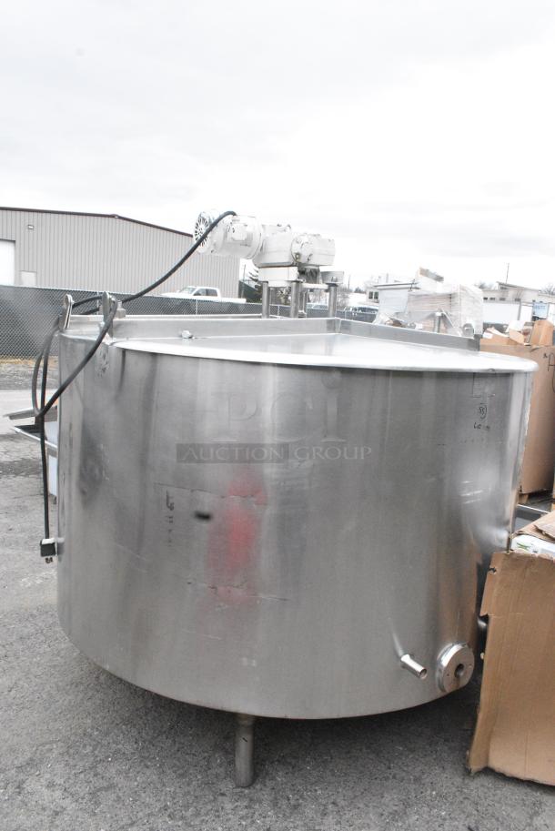 Chester-Jensen Batch Stainless Steel Commercial Floor Style 500 Gallon Jacketed Mix Tank w/ Hinge Lid. - Image 2 of 9