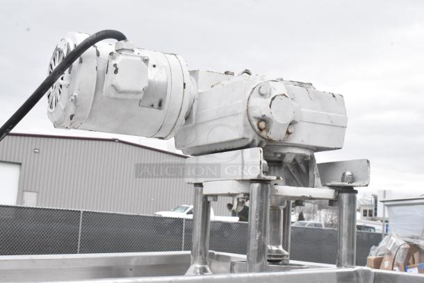 Chester-Jensen Batch Stainless Steel Commercial Floor Style 500 Gallon Jacketed Mix Tank w/ Hinge Lid. - Image 4 of 9