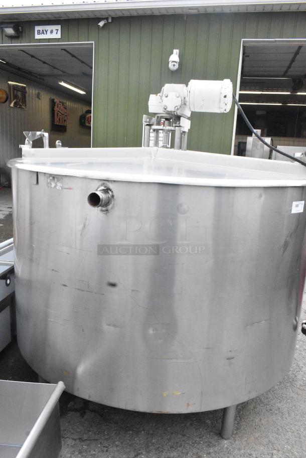 Chester-Jensen Batch Stainless Steel Commercial Floor Style 500 Gallon Jacketed Mix Tank w/ Hinge Lid. - Image 6 of 9