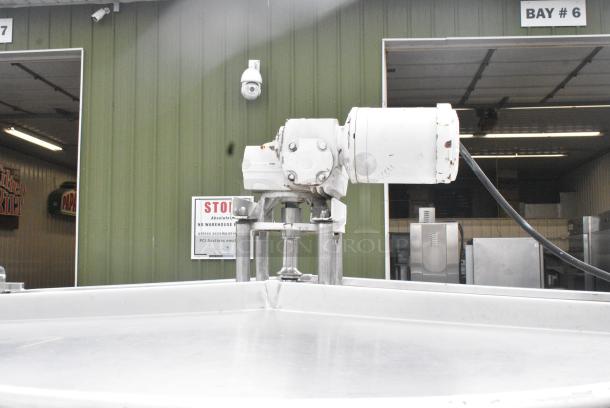 Chester-Jensen Batch Stainless Steel Commercial Floor Style 500 Gallon Jacketed Mix Tank w/ Hinge Lid. - Image 7 of 9