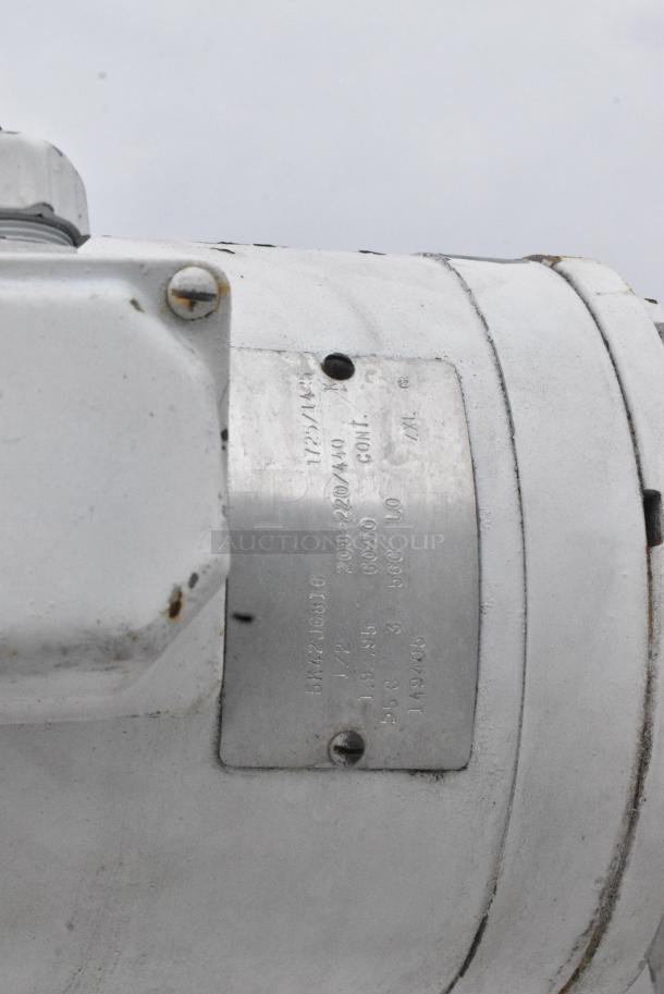Chester-Jensen Batch Stainless Steel Commercial Floor Style 500 Gallon Jacketed Mix Tank w/ Hinge Lid. - Image 8 of 9