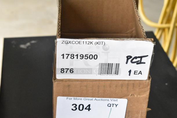 BRAND NEW SCRATCH AND DENT! Avantco 17819500 Carel Controller - Image 4 of 5