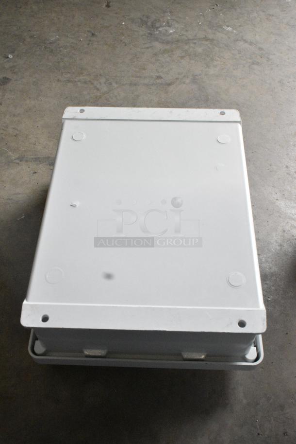 BRAND NEW SCRATCH AND DENT! Hobart Metal Control Box. - Image 5 of 5