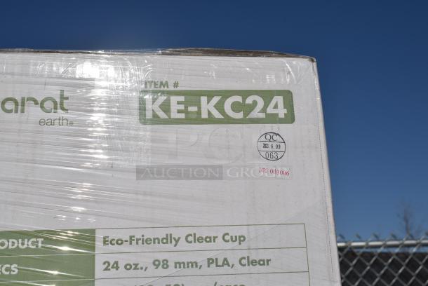 32 BRAND NEW! Items Including Two 500MFTN Lavex Natural Brown Kraft M-Fold (Multifold) Towel - 4000/Case, Four 5001BNAPNAT EcoChoice 1-Ply Natural Kraft Beverage / Cocktail Napkin - 4000/Case, 182RRF14 Choice 10" x 14" Plastic Food Bag On A Roll - 1000/Case, 5002CPTE Lavex 2-Ply White Center Pull Paper Towel 510' Roll - 6/Case, 760FF12 Choice 12 oz. French Fry Cup - 1000/Case, 433HSLCPIE Choice Clear Hinged Slice Container with Lid. 32 Times Your Bid! - Image 13 of 15