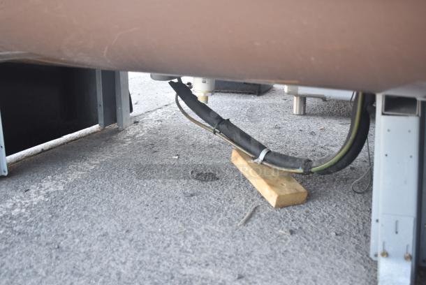 Metal Commercial Remote Open Grab N Go Merchandiser. - Image 12 of 13