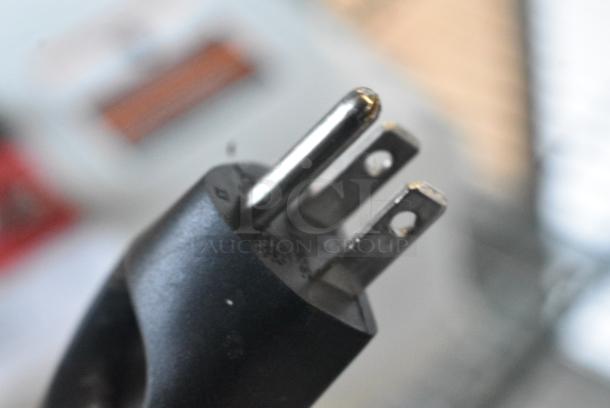 LIKE NEW! Breville BES880 BSS /C Countertop Espresso Machine. 120 Volts, 1 Phase. - Image 15 of 17
