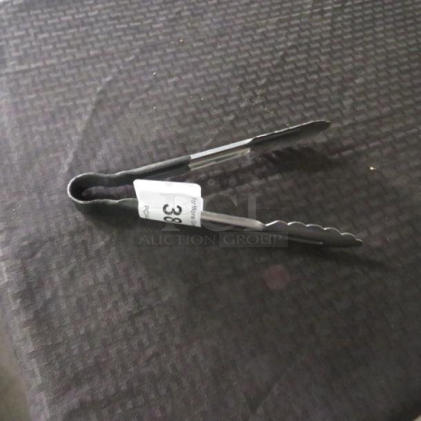 One COmmercial Tong. - Image 1 of 1