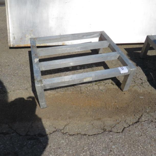 One Aluminum Dunnage Rack. 24X20X8 - Image 1 of 1