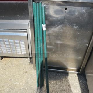 Green Metro Pole. 5XBID