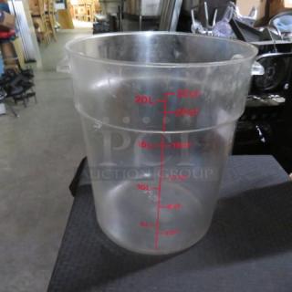 One 22 Quart Food Storage Container
