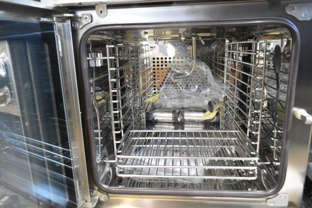 BRAND NEW SCRATCH AND DENT! Blodgett BLCT23E Stainless Steel Commercial Electric Powered Combi Convection Oven. 440/480 Volts, 3 Phase. - Image 5 of 8