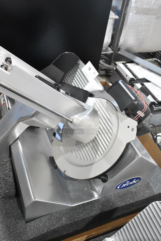 BRAND NEW SCRATCH AND DENT! 2021 Globe S13A-51 Stainless Steel Commercial Countertop Meat Slicer w/ Blade Sharpener. 110 Volts, 1 Phase. Tested and Working! - Image 5 of 8