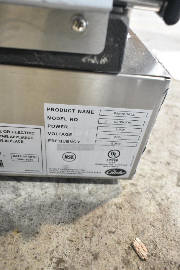 BRAND NEW SCRATCH AND DENT! 2021 Globe GSGDUE10 Stainless Steel Commercial Countertop Double Panini Press. 240 Volts, 1 Phase. - Image 7 of 7