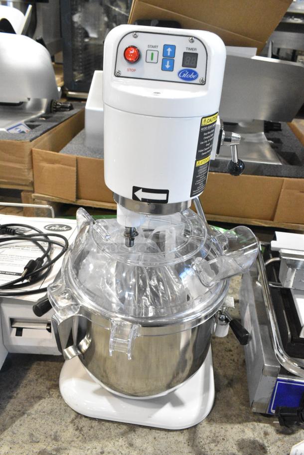BRAND NEW SCRATCH AND DENT! 2022 Globe SP8 Metal Commercial 8 Quart Planetary Dough Mixer w/ Stainless Steel Mixing Bowl, Bowl Guard, Dough Hook, Paddle and Whisk Attachments. 110 Volts, 1 Phase. Tested and Working! - Image 3 of 9