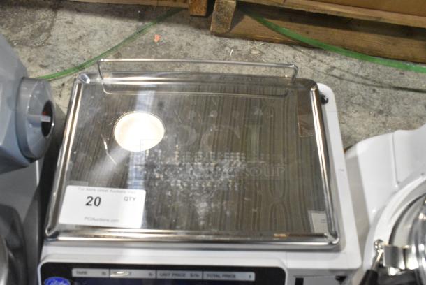 BRAND NEW SCRATCH AND DENT! Globe GSP30B Metal Commercial Countertop Scale. 110-120 Volts, 1 Phase. Tested and Working! - Image 6 of 8