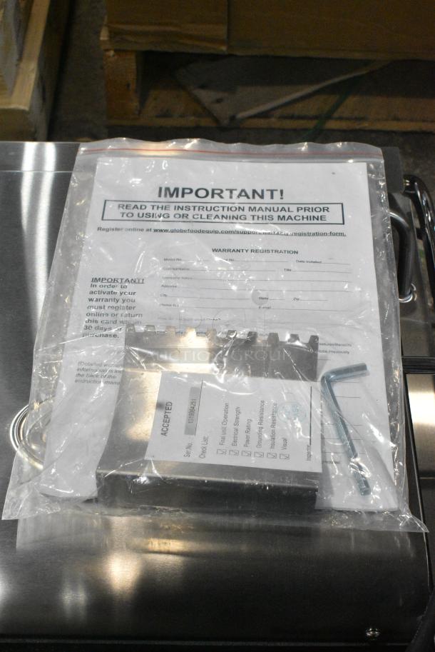 BRAND NEW SCRATCH AND DENT! 2019 Globe GPGS14D Stainless Steel Commercial Countertop Panini Press. 120 Volts, 1 Phase. Tested and Working! - Image 3 of 9