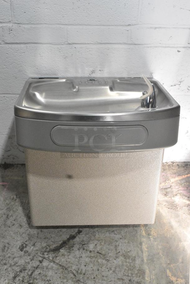 BRAND NEW SCRATCH AND DENT!  Elkay EZSDWS_1G Wall Mount Water Fountain. 115 Volts 1 Phase. - Image 1 of 7