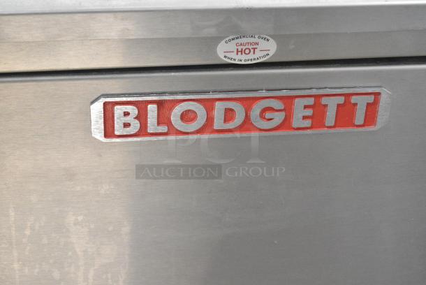 LIKE NEW! 2023 Blodgett DFG-50 Stainless Steel Commercial Natural Gas Powered Half Size Convection Oven w/ Solid Door and Metal Oven Racks. - Image 2 of 6