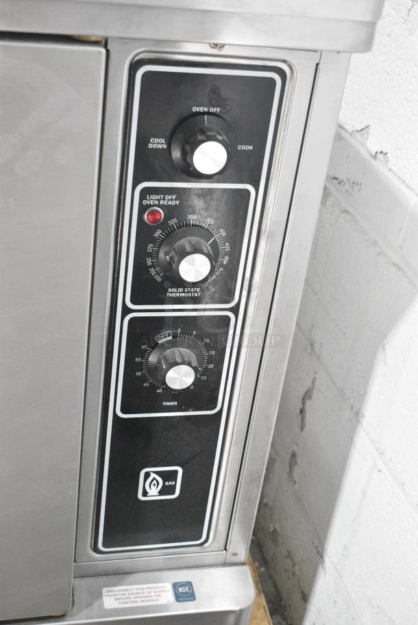 LIKE NEW! 2023 Blodgett DFG-50 Stainless Steel Commercial Natural Gas Powered Half Size Convection Oven w/ Solid Door and Metal Oven Racks. - Image 3 of 6