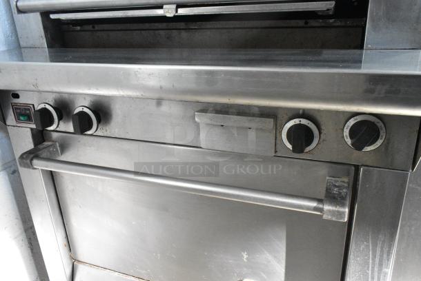 Garland M100XRM Stainless Steel Commercial Natural Gas Powered Vertical Upright Broiler on Commercial Casters. - Image 3 of 9