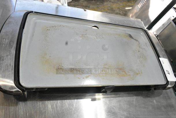 Oster CKSTGRFM20-TECO Metal Countertop Electric Powered Griddle. 120 Volts, 1 Phase. - Image 2 of 4
