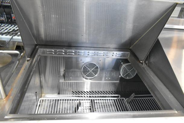 2021 Atosa MSF8307GR Stainless Steel Commercial Sandwich Salad Prep Table Bain Marie Mega Top on Commercial Casters. 115 Volts, 1 Phase. Tested and Working! - Image 5 of 9
