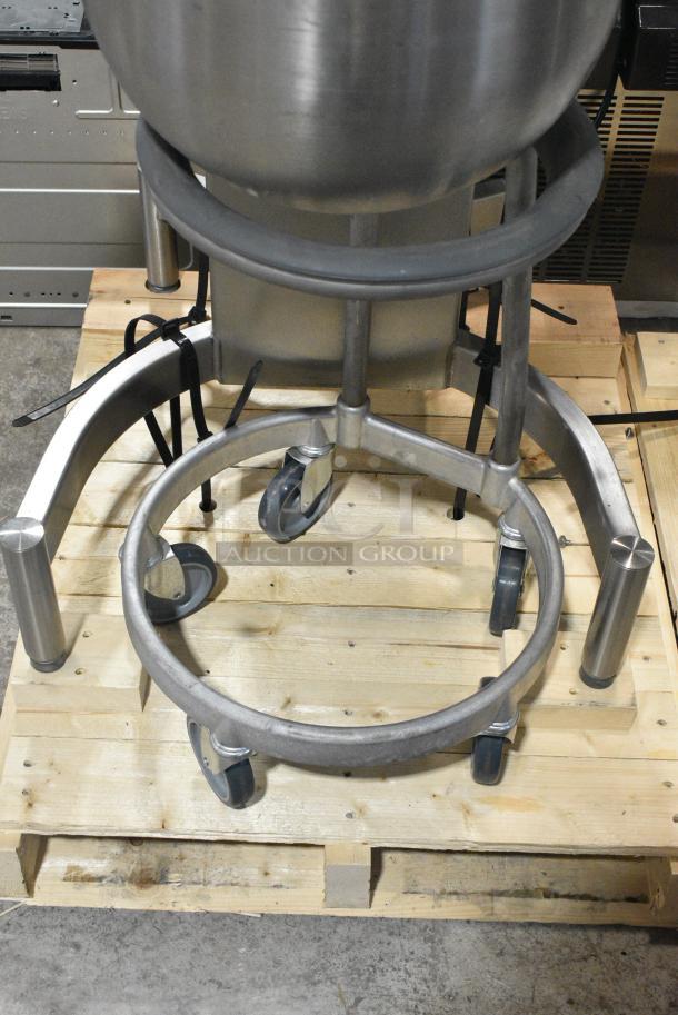 BRAND NEW SCRATCH AND DENT! 2022 Varimixer V20KF Metal Commercial Floor Style 20 Quart Planetary Dough Mixer w/ Stainless Steel Mixing Bowl, Bowl Dolly and Whisk Attachment. 120 Volts, 1 Phase. Tested and Working! - Image 6 of 8