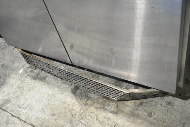 Continental Stainless Steel Commercial 2 Door Undercounter Cooler. 115 Volts, 1 Phase. Tested and Working! - Image 4 of 7