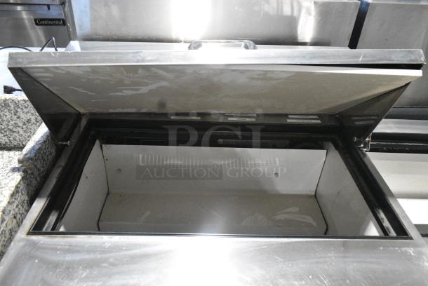 True TSSU-27-08 Stainless Steel Commercial Sandwich Salad Prep Table Bain Marie Mega Top on Commercial Casters. 115 Volts, 1 Phase. Tested and Working! - Image 5 of 7