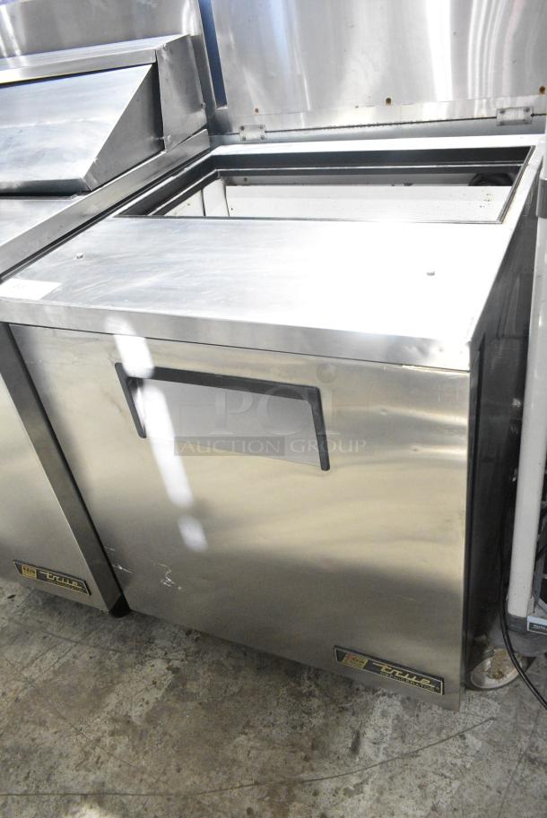 True TSSU-27-08 Stainless Steel Commercial Sandwich Salad Prep Table on Commercial Casters. Missing Mega Top. 115 Volts, 1 Phase. Tested and Working! - Image 2 of 9