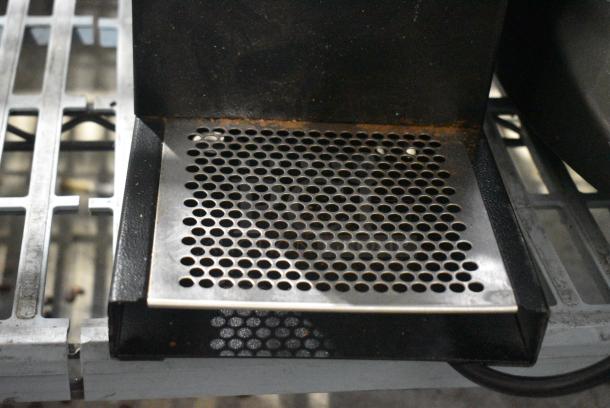 Bunn G1 HD Metal Commercial Countertop Coffee Bean Grinder. 120 Volts, 1 Phase. Tested and Working! - Image 4 of 6