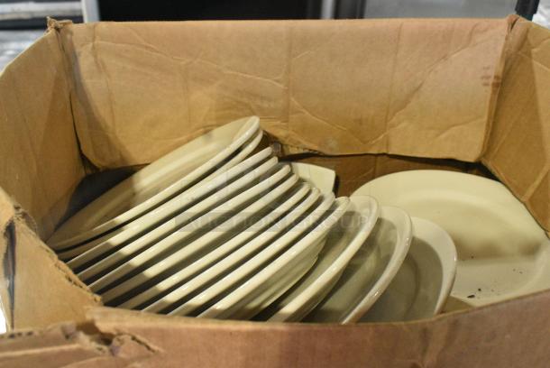 24 Ceramic Plates. 24 Times Your Bid! - Image 3 of 5