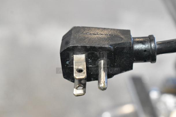 Excellence HL-14HC Metal Chest Freezer Merchandiser on Commercial Casters. 115 Volts, 1 Phase. Tested and Working! - Image 7 of 8
