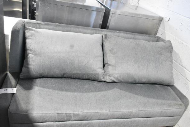 Gray Couch. - Image 2 of 4