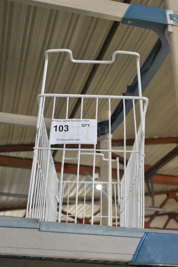 White Poly Basket. - Image 2 of 5