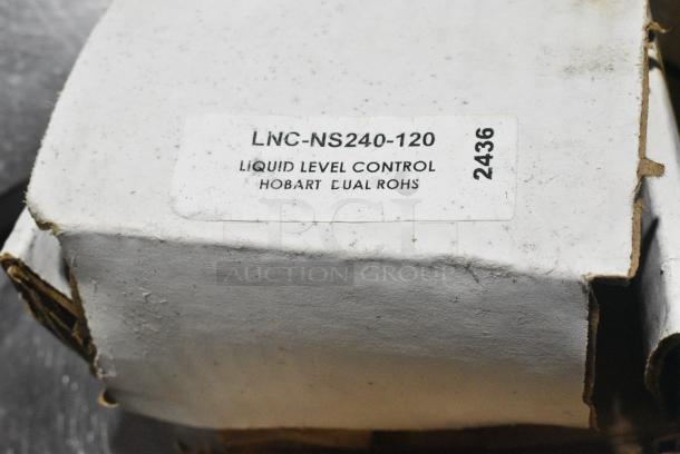ALL ONE MONEY! Lot of Robertshaw 5502-318M 5500 M Series Infinite Switch - 15A/120V and LNC-NS240-120 Liquid Level Control Hobart Dual ROHS. - Image 3 of 10