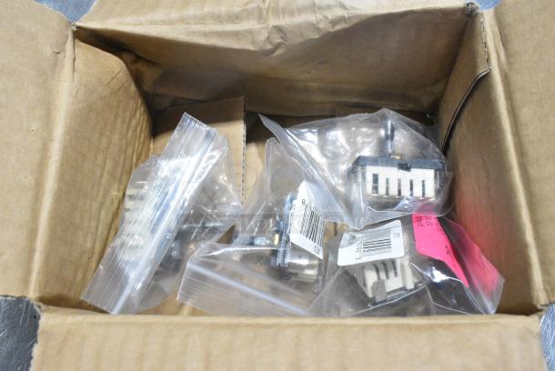 ALL ONE MONEY! Lot of Robertshaw 5502-318M 5500 M Series Infinite Switch - 15A/120V and LNC-NS240-120 Liquid Level Control Hobart Dual ROHS. - Image 5 of 10
