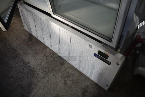Master-Bilt BMG-48 Metal Commercial 2 Door Reach In Freezer Merchandiser w/ Poly Coated Racks. 115/208-230 Volts, 1 Phase. - Image 4 of 8