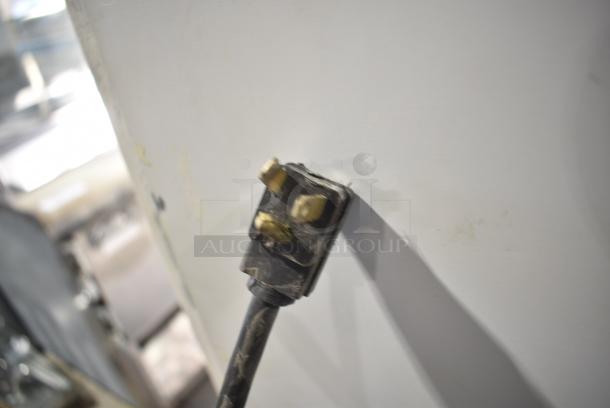 Master-Bilt BMG-48 Metal Commercial 2 Door Reach In Freezer Merchandiser w/ Poly Coated Racks. 115/208-230 Volts, 1 Phase. - Image 8 of 8