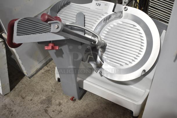 Berkel X13A Metal Commercial Countertop Meat Slicer w/ Blade Sharpener. 115 Volts, 1 Phase. Tested and Working! - Image 3 of 8