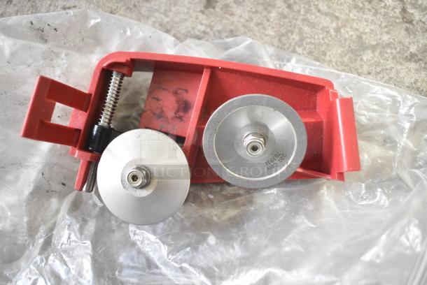 Berkel X13A Metal Commercial Countertop Meat Slicer w/ Blade Sharpener. 115 Volts, 1 Phase. Tested and Working! - Image 5 of 8