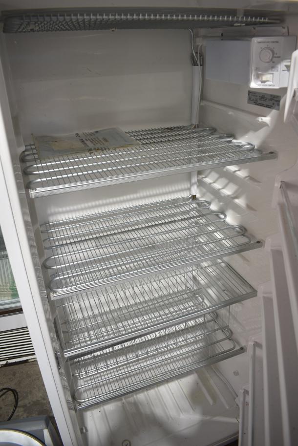Kenmore 106.8263910 Metal Single Door Reach In Freezer. 115 Volts, 1 Phase. Tested and Working! - Image 3 of 7