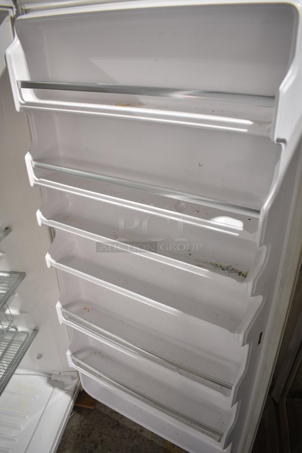 Kenmore 106.8263910 Metal Single Door Reach In Freezer. 115 Volts, 1 Phase. Tested and Working! - Image 4 of 7