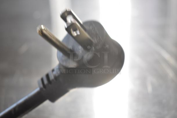 2022 True TCGG-72-HC-LD Metal Commercial Floor Style Deli Display Case Merchandiser. 115 Volts, 1 Phase. Tested and Working! - Image 7 of 7